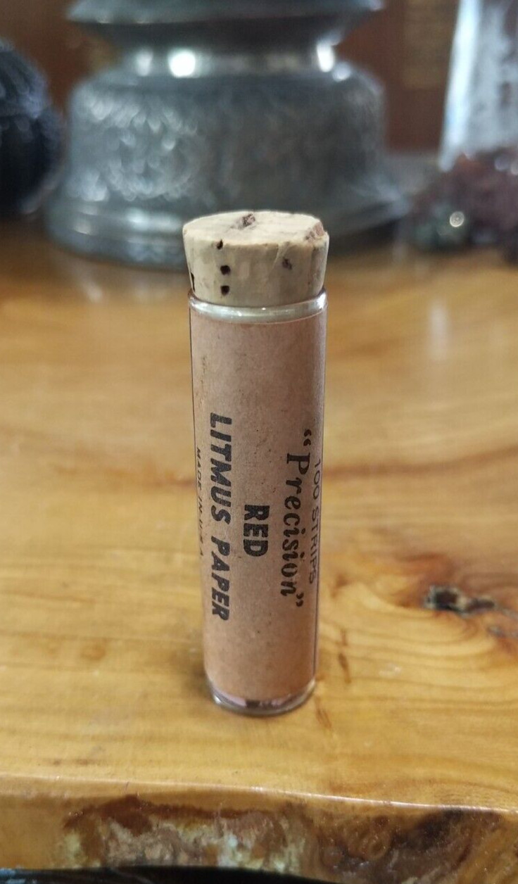 Vintage red litmus paper. John Kyles. glass vial bottle. Chemistry