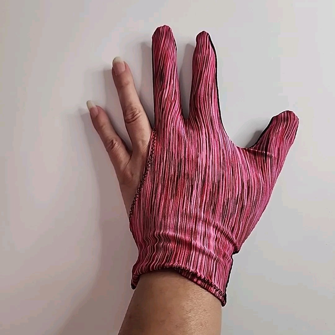 3 Finger Pool Billiards Glove Left Hand Size Medium Red Pink Black  Stripe