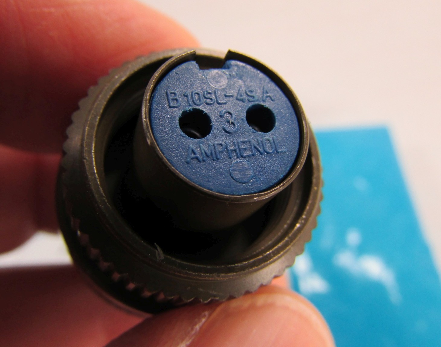 Amphenol Military Style Aluminum Female Plug Circular Connector 2-Pin Solder Cup