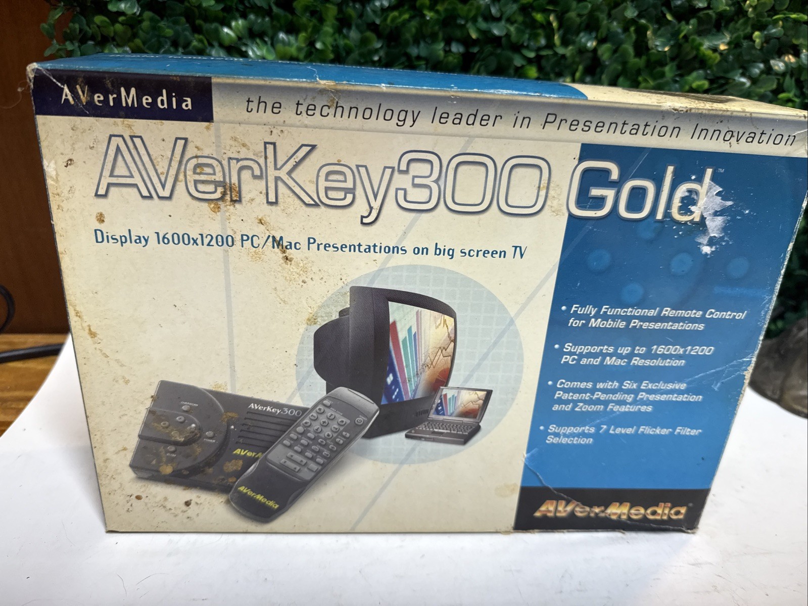 AverKey300 Gold 1600x1200 Display PC/MAC + Accessories  NEW