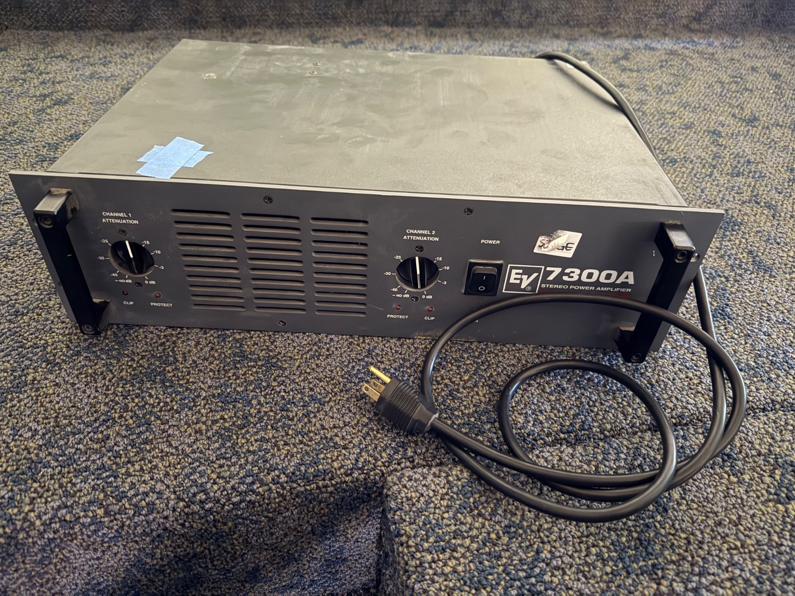Electro Voice EV 7300A Stereo Power Amplifier PLEASE READ DESCRIPTION