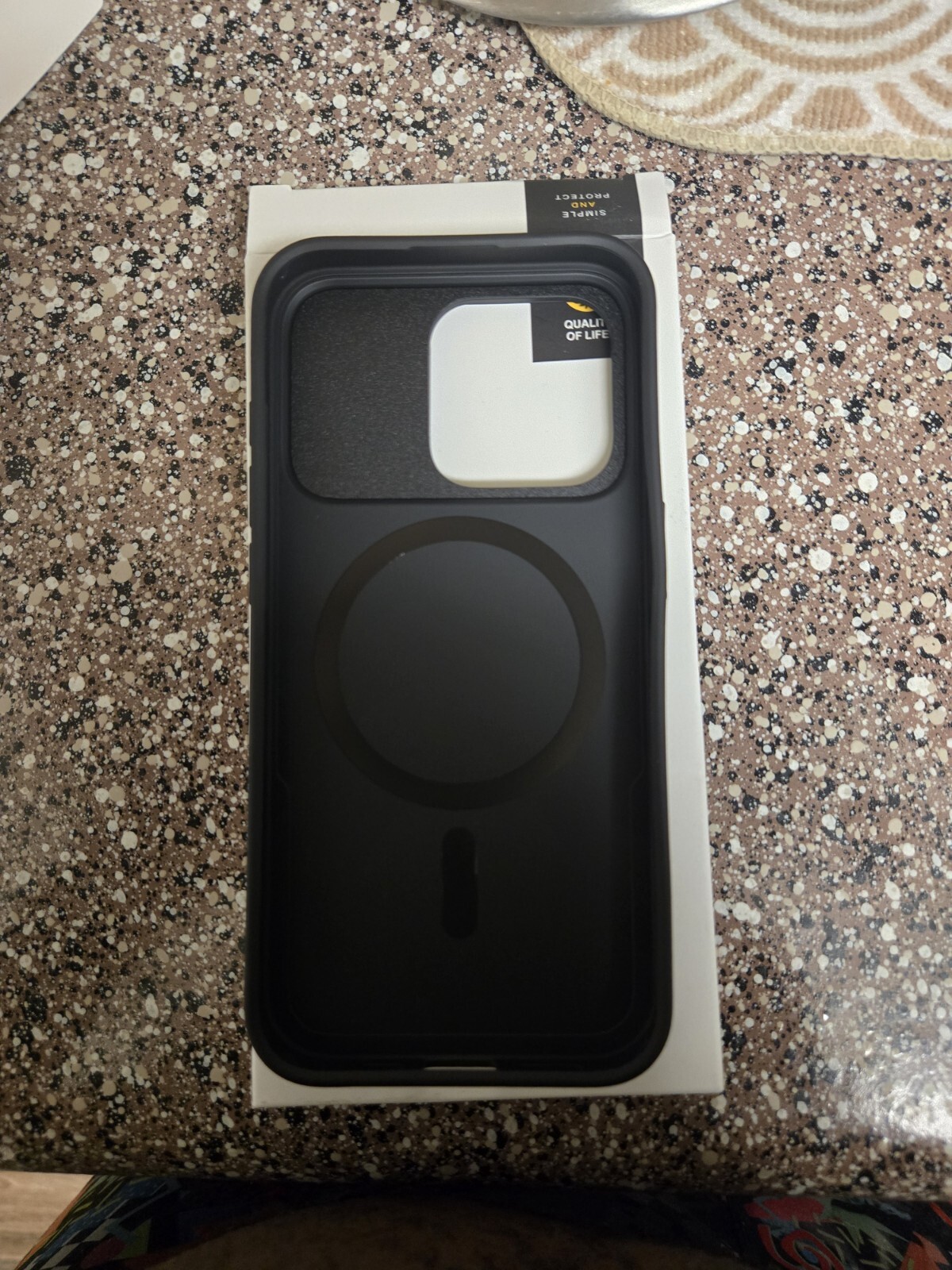 Humixx for iPhone 15 Pro Case Magnetic with Camera Cover Black [Non-Yellowing]