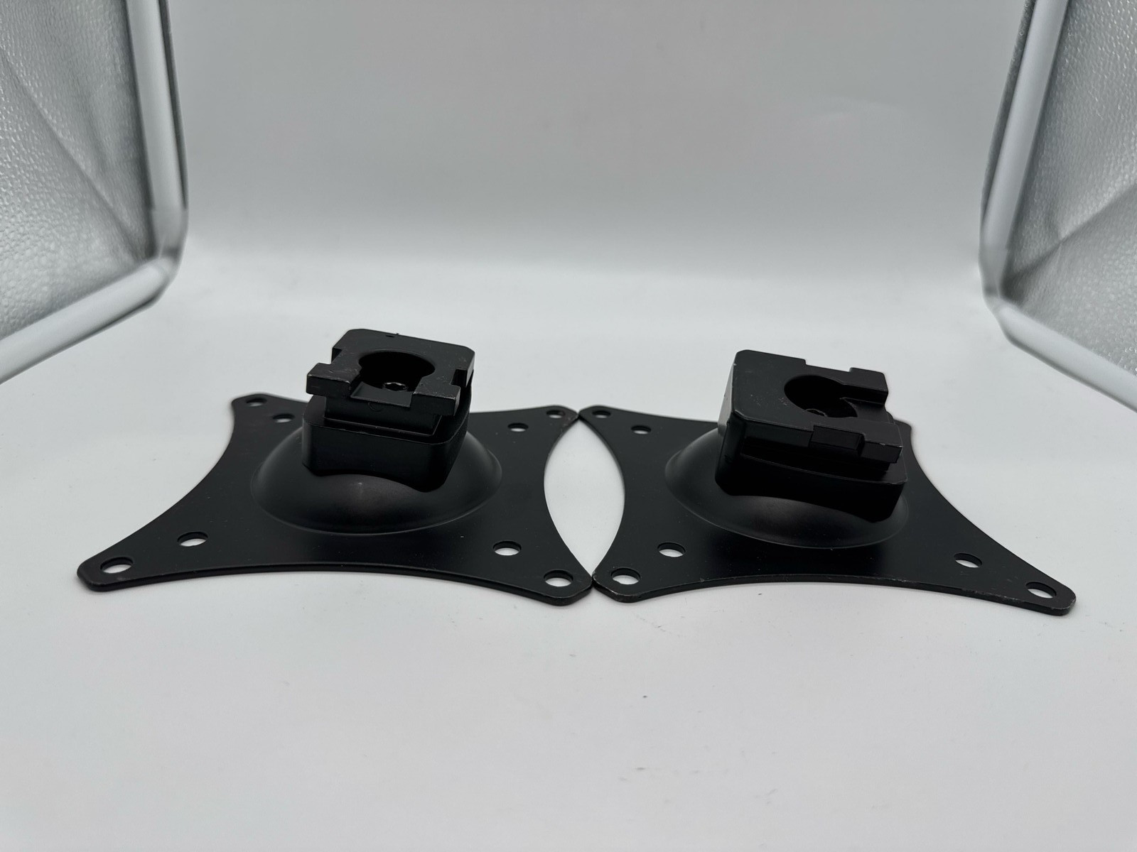 Kensington SmartFit Dual Monitor Arm, Space Saving (K55513WW)