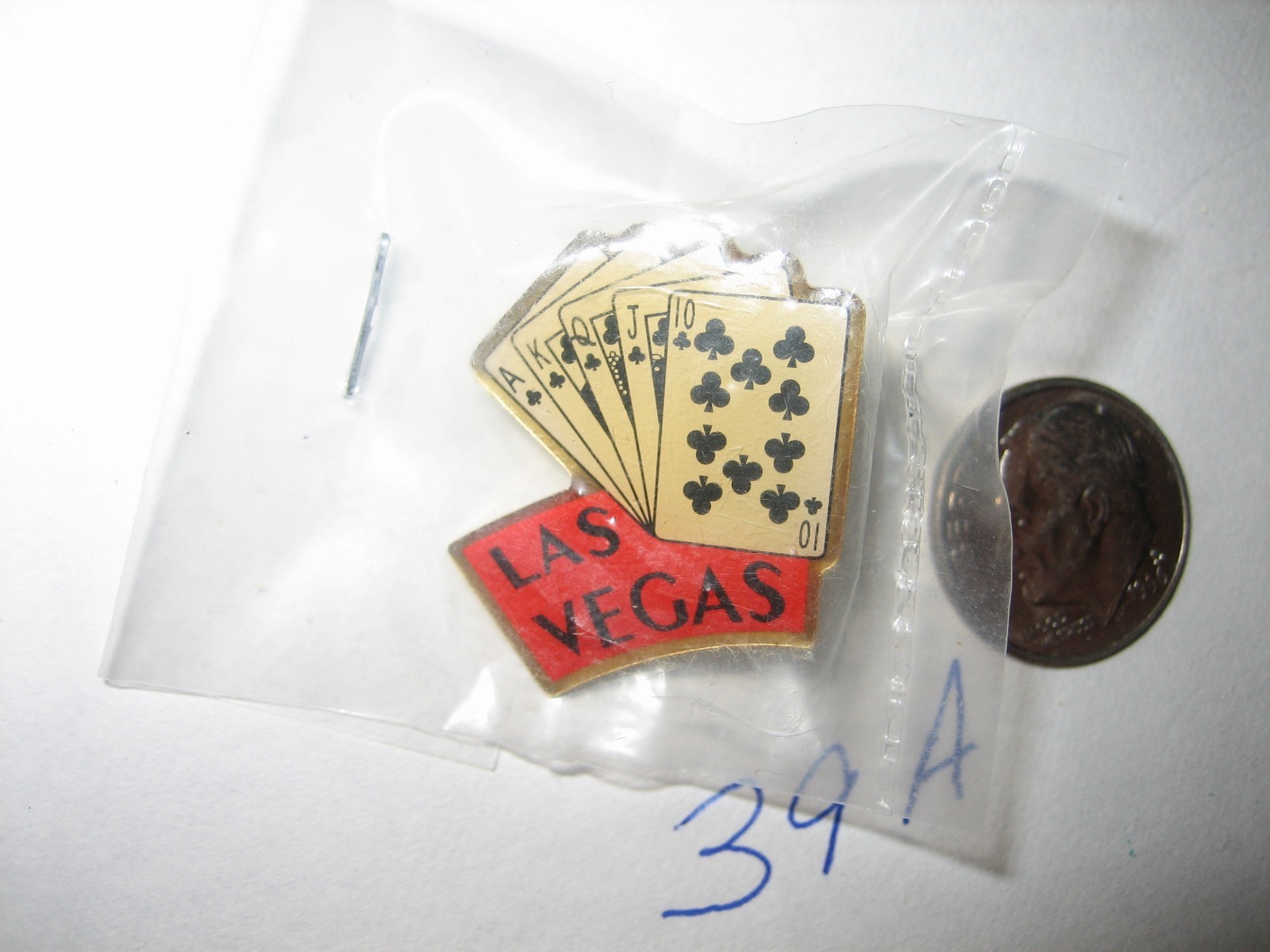 NEW Las Vegas Cards Pin BADGE Hat Lapel Casino Cards Blackjack Poker Gambling