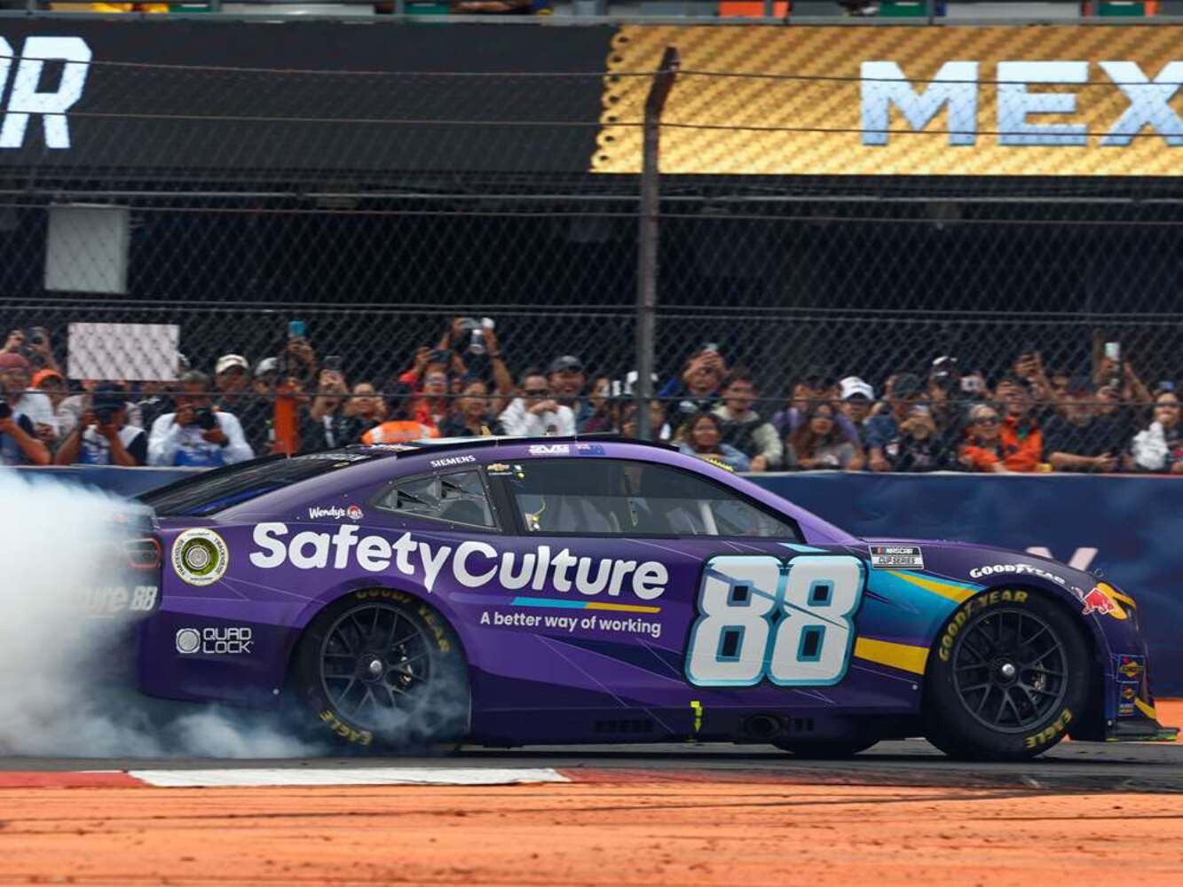 Shane Van Gisbergen 2025 Safety Culture Mexico City Race Win 1:64 Diecast