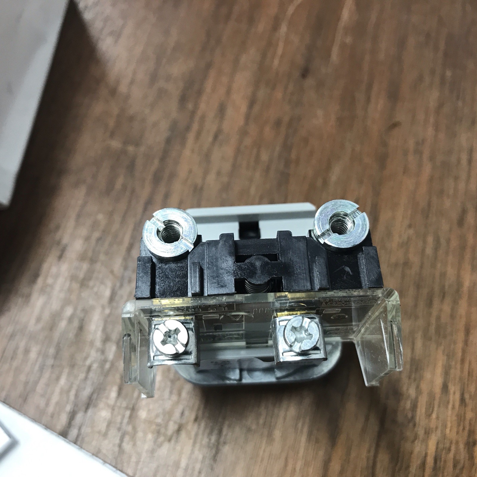 NEW OPEN BOX ALLEN BRADLEY 800T-H2 SELECTOR SWITCH SER T