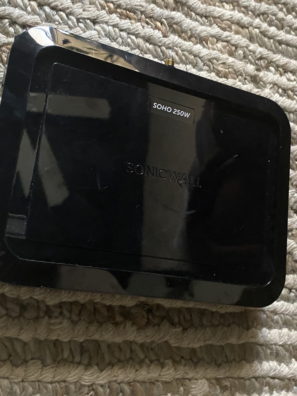 Sonicwall Soho250wireless no box unit only