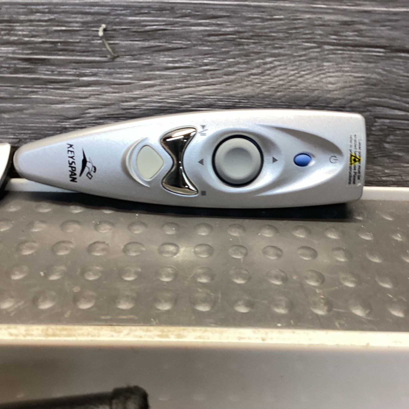 Keyspan TRIPP LITE PR-US2 Wireless Presentation Remote Mouse Laser New