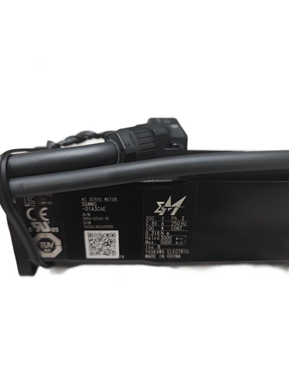 Yaskawa SGMMS-01A3C6E - servo motor