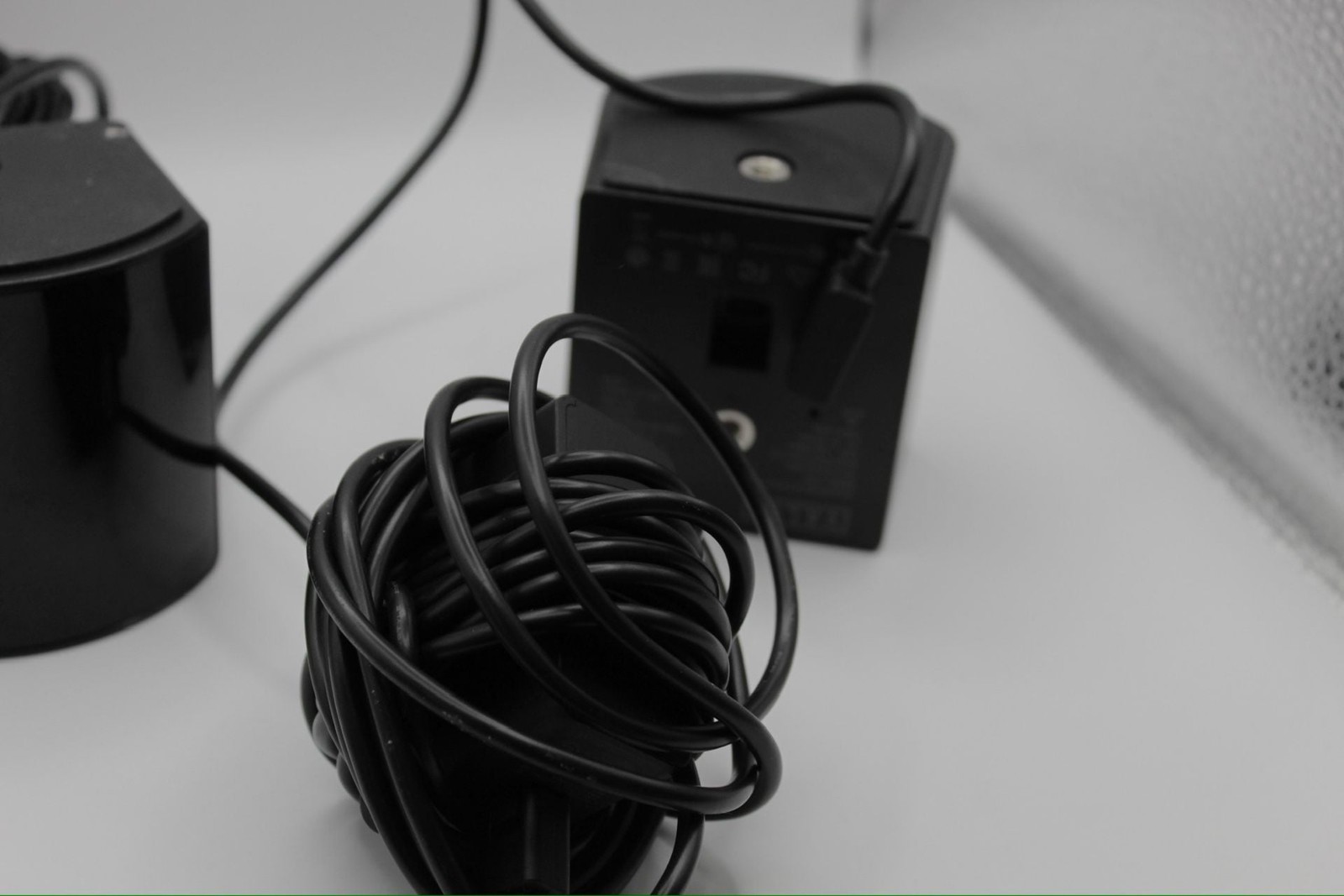 Valve SteamVR Base Station 2.0 (Model 1004) - Pair