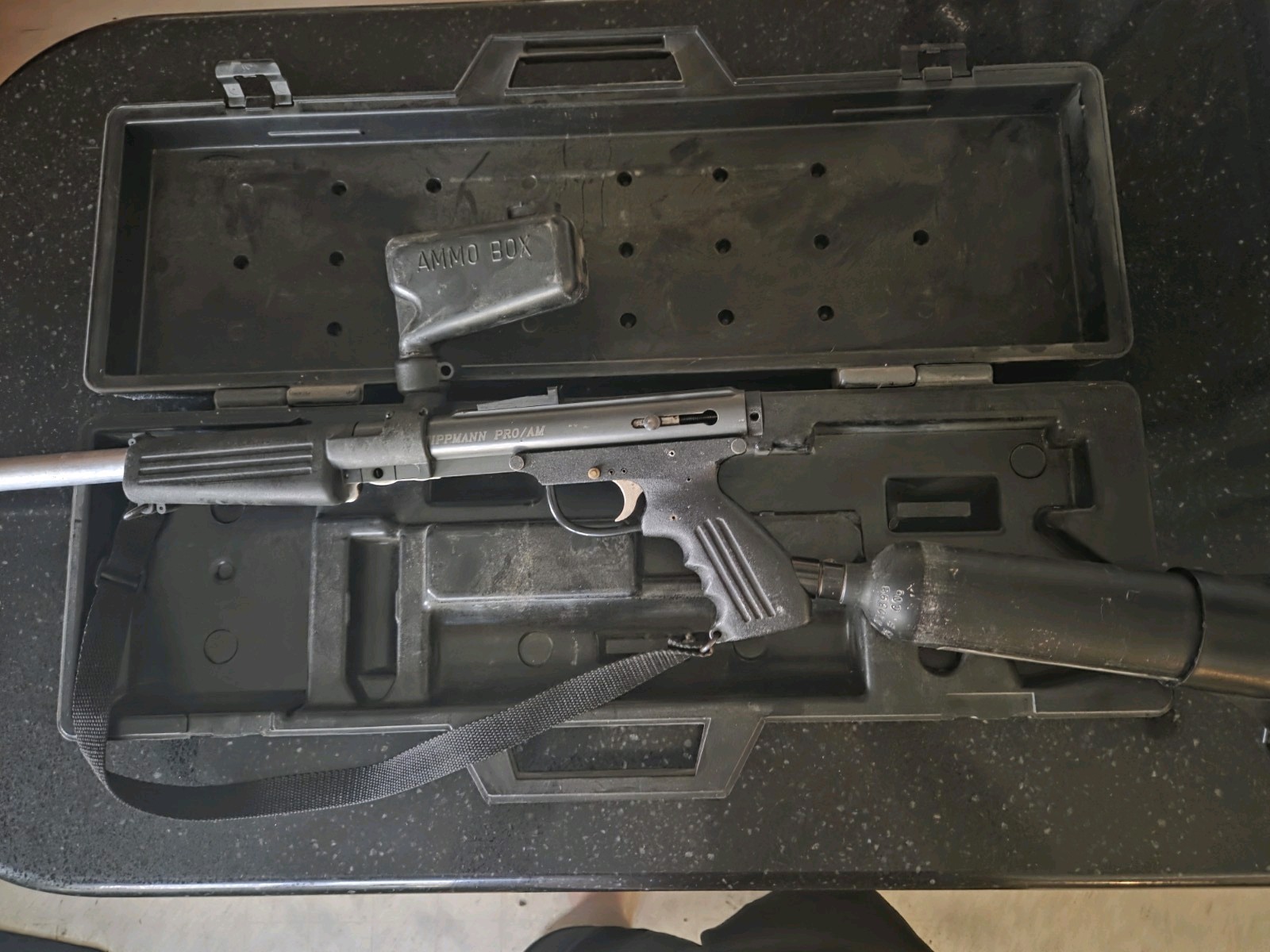Vintage paintball, marker Tippman Po Am with hard plastic Case Non Functioning