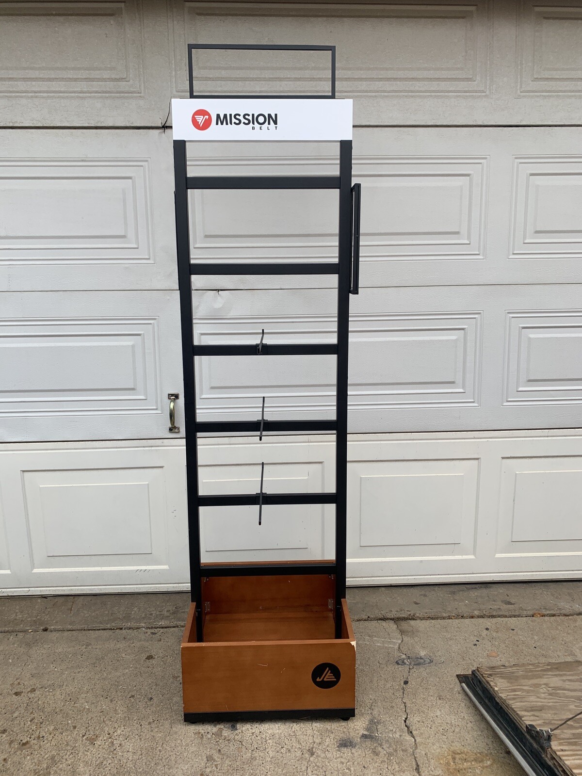 RETAIL STORE FIXTURE  DISPLAY RACK TWO SIDED W/ ADJUSTABLE HOOKS WOODEN BASE NIB