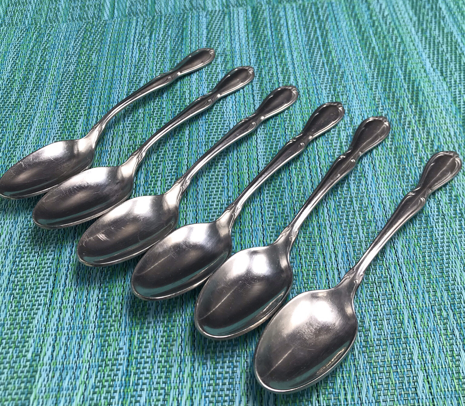 6 Rogers International Silver VICTORIAN MANOR Stainless TEASPOONS Flatware