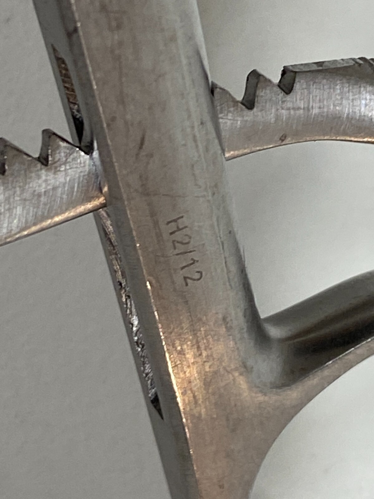L24: SSI 24-3449 Retractor