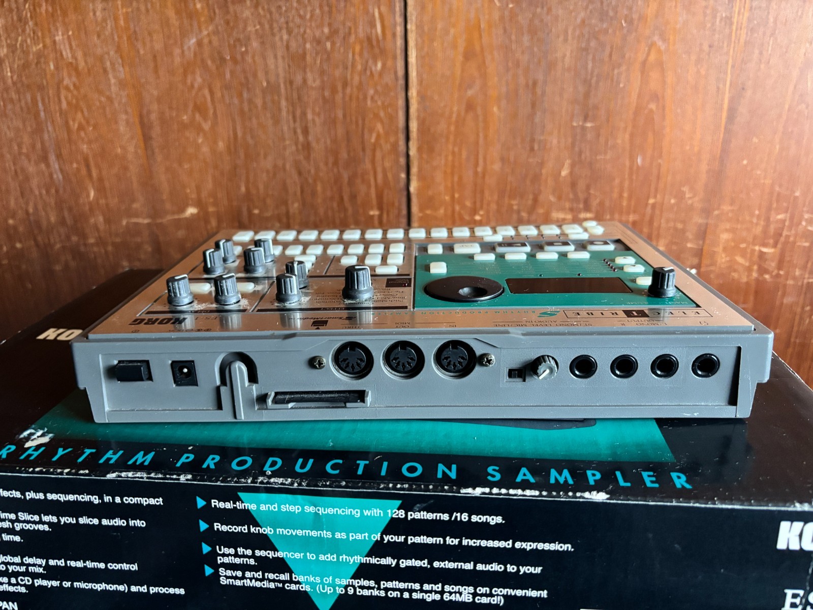 Korg ElecTribe S ES-1 ES1 Sampler Drum Machine Sequencer w/ box