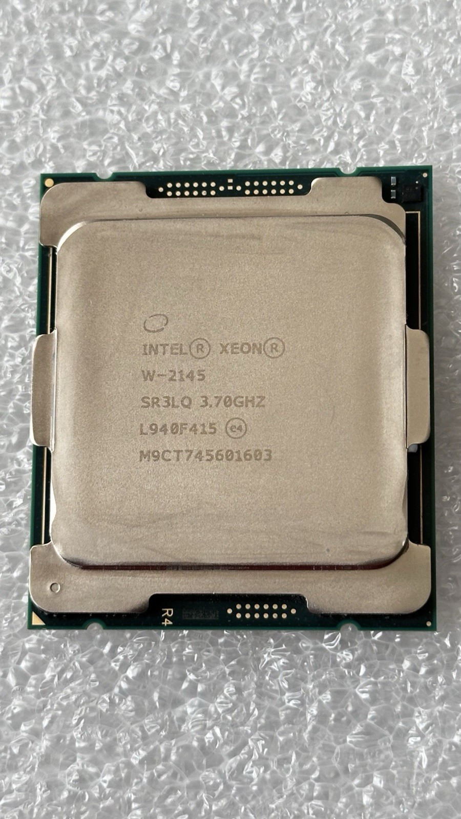 Intel Xeon W-2145 8-Core 3.70GHz Processor SR3LQ