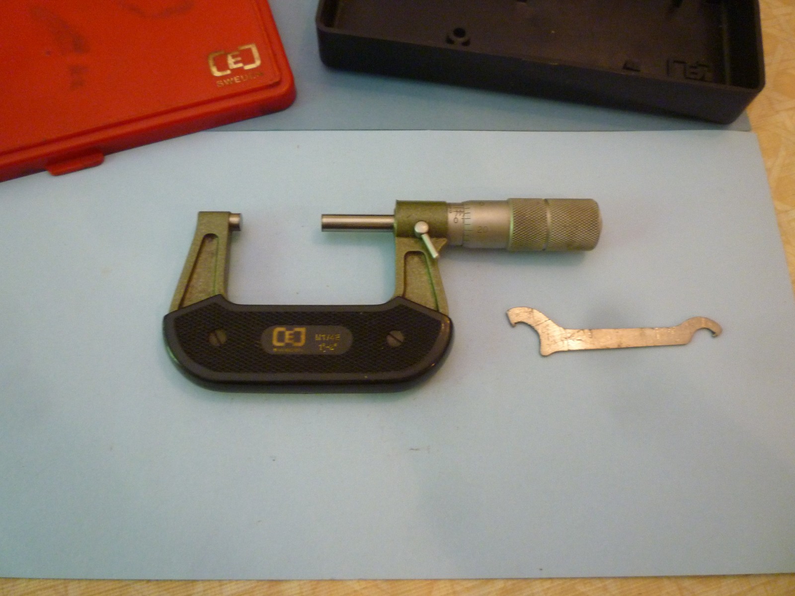 Swedish Made CEJ 1 To 2 Inch Outside Micrometer .0001
