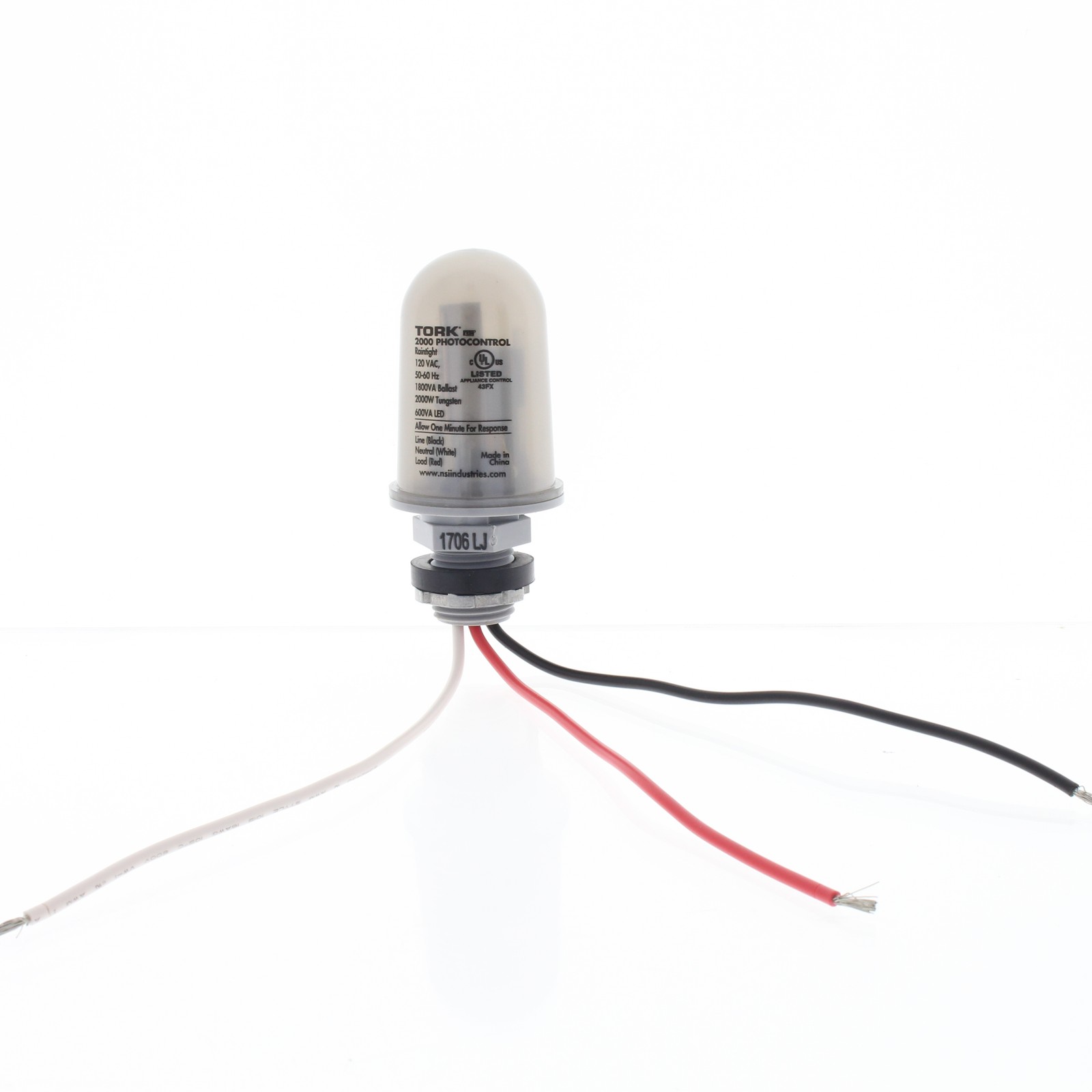 Tork 2000 SPST 2000W Photocontrol 1/2" Conduit Mounting 120V 50/60Hz Tungsten