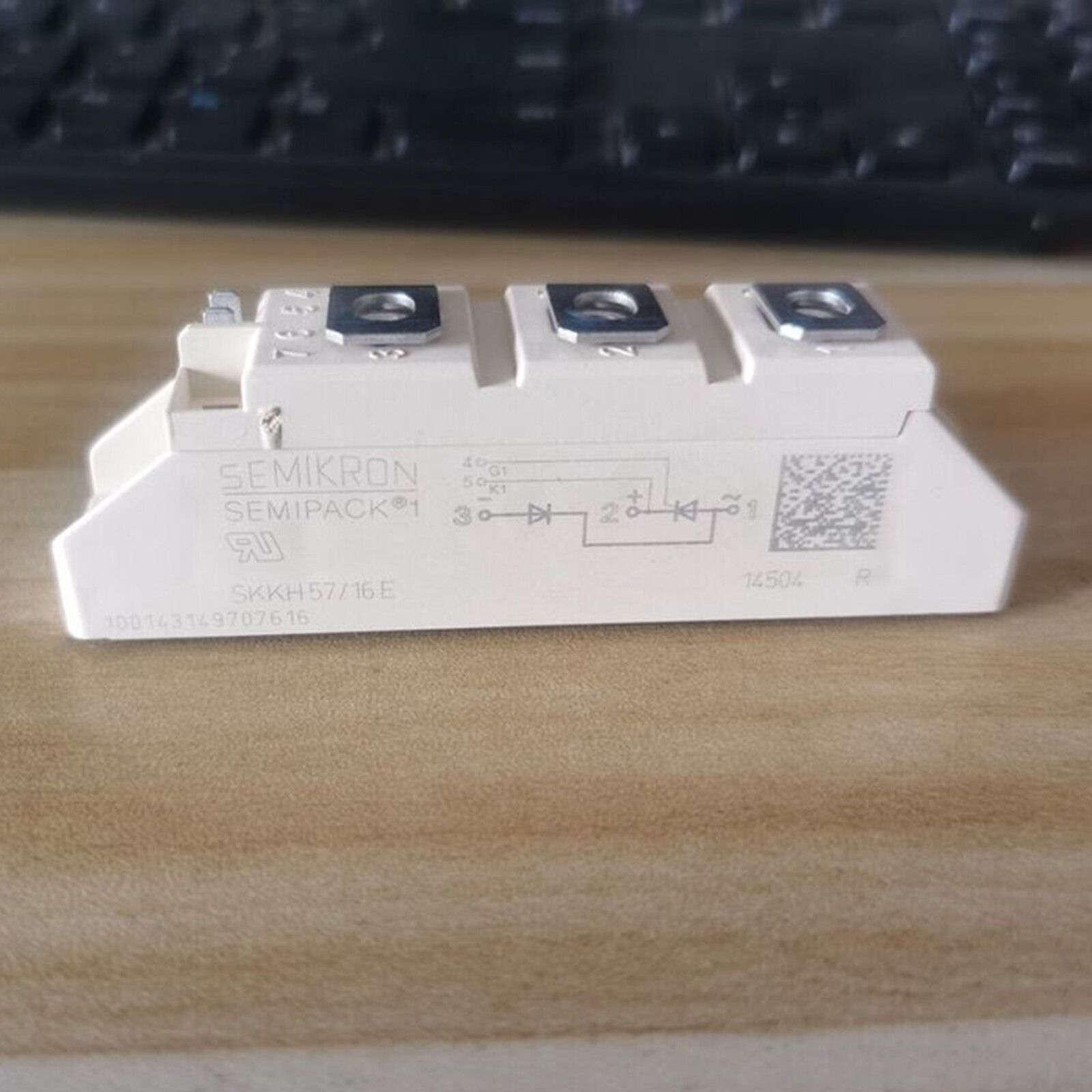 1PC SEMIKRON SKKH57/16E Thyristor / Diode Module New Fast Shipping