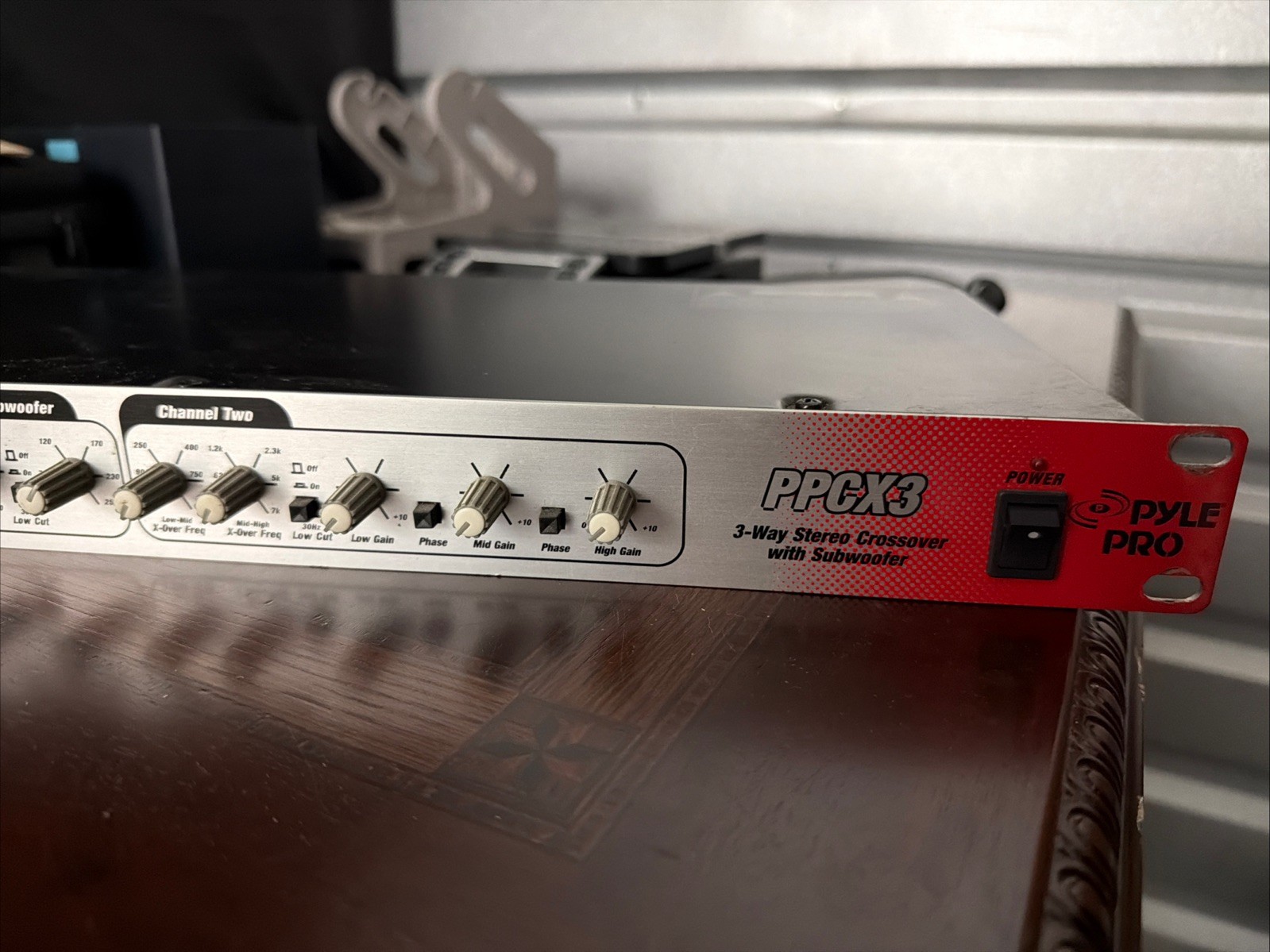 Pyle Pro PPCX3 3-Way Active Stereo Crossover with Subwoofer Output