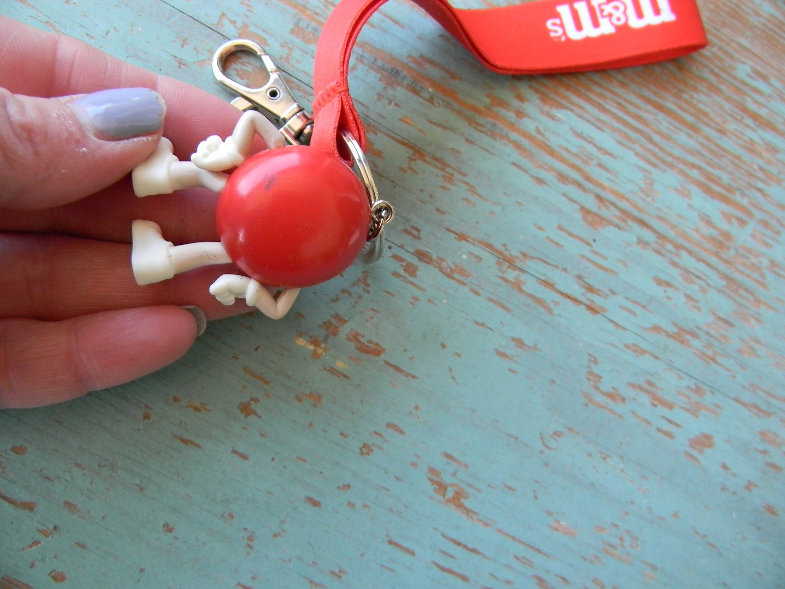 M&M'S RED KEYCHAIN W/WRISTLET STRAP