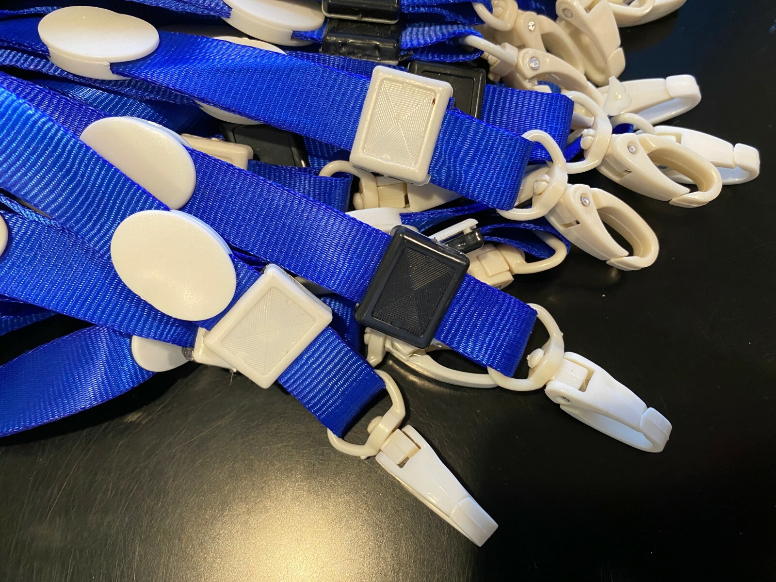 Plastic & Nylon Neck Strap Lanyard Sling Necklace Tradeshow Badge Holder NEW 50