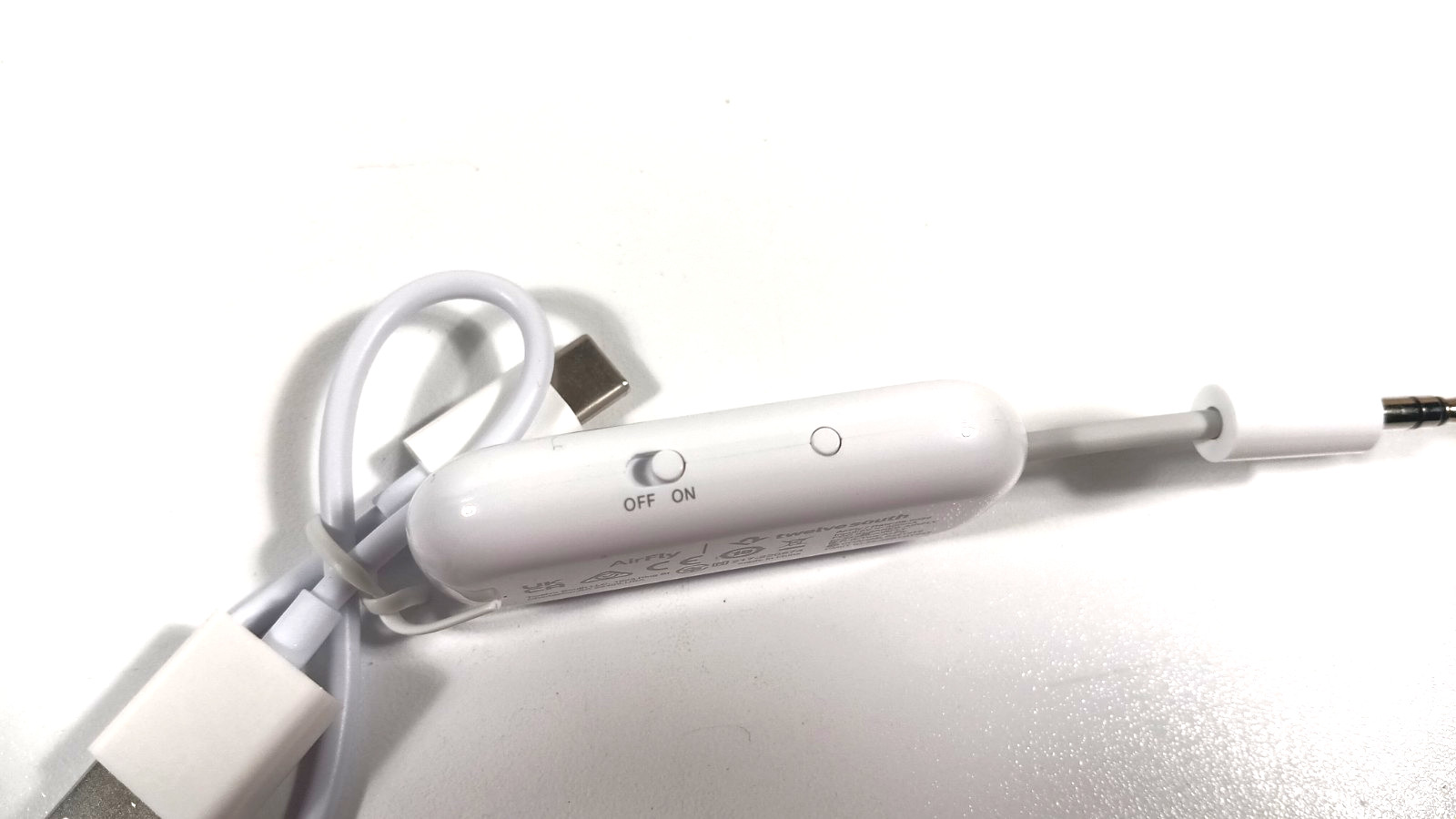 Bluetooth Wireless Transmitter Travel Dongle Headphone Jack Preowned
