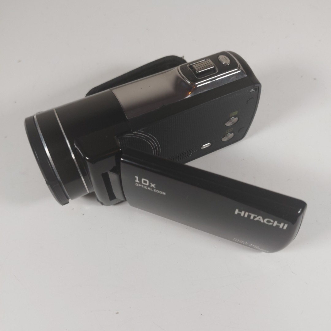 Hitachi Full HD Digital Video Camcorder DZHV593E Untested Bare Unit