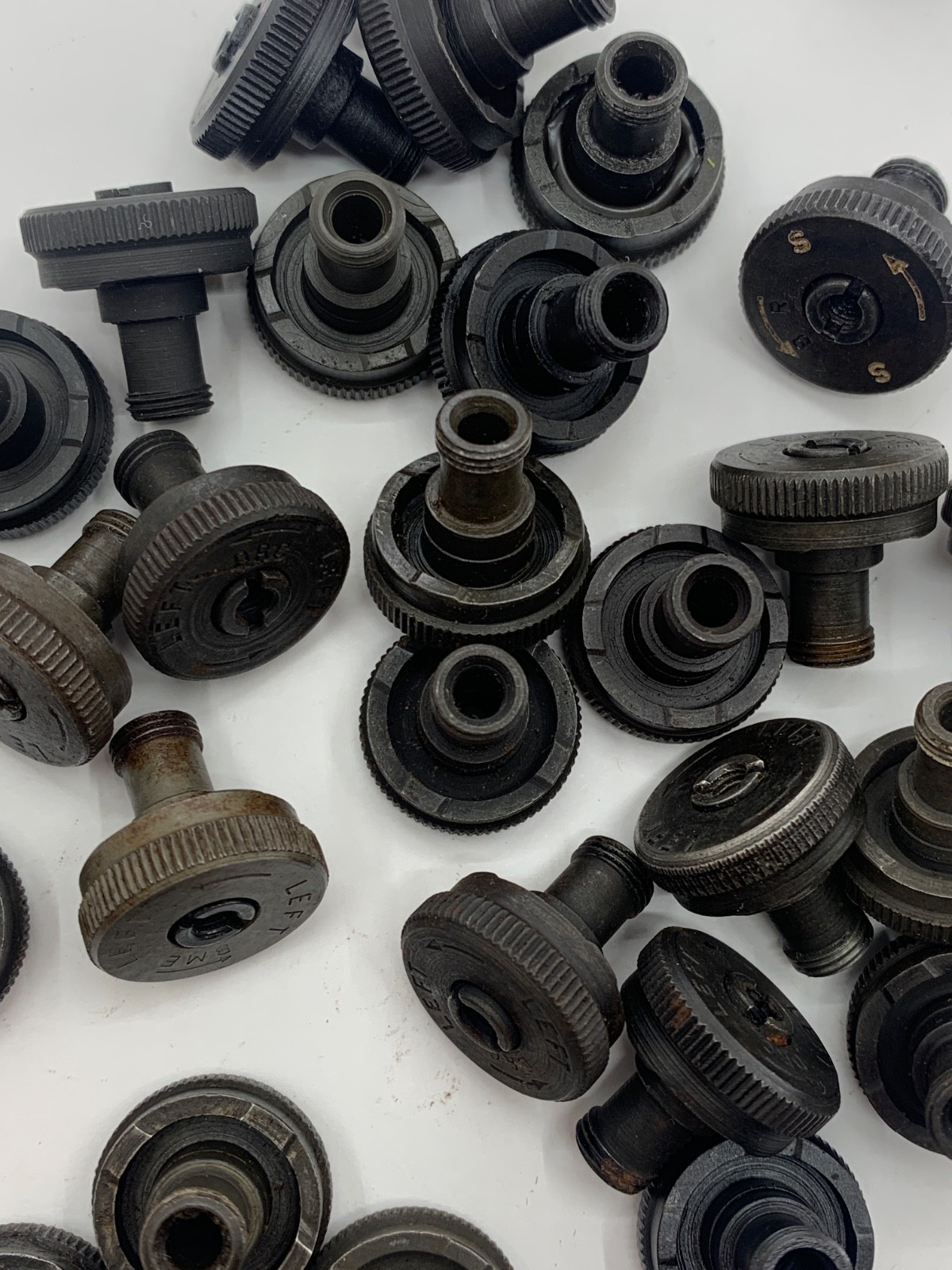 M1 GARAND WINDAGE KNOB PB, BMR,  BME, NHC, DRC,  WRIGHT,  BR, IHC, NO STAMP.
