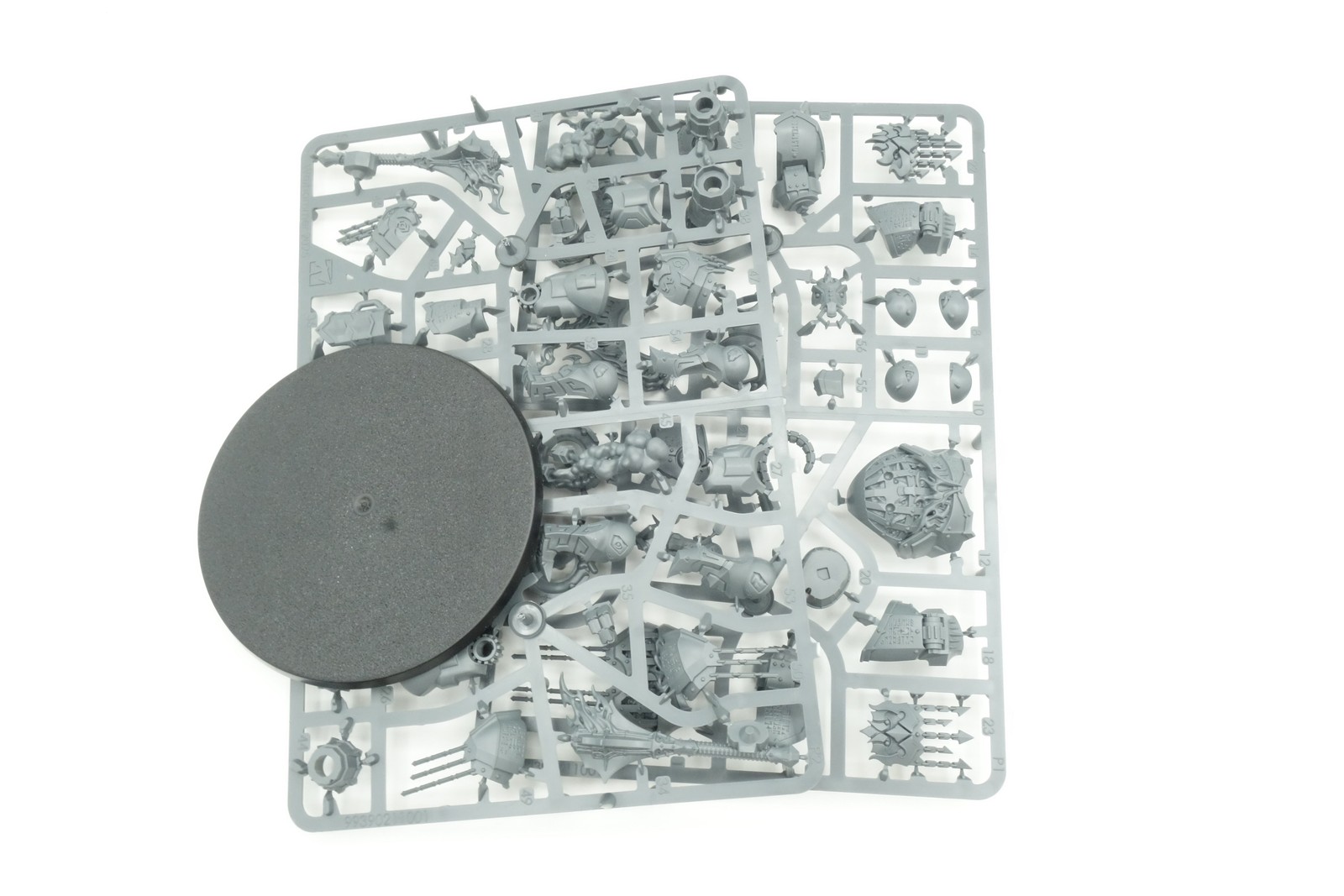 Dominator Engine [x1] Helsmiths of Hashut [Warhammer AOS] On Sprue
