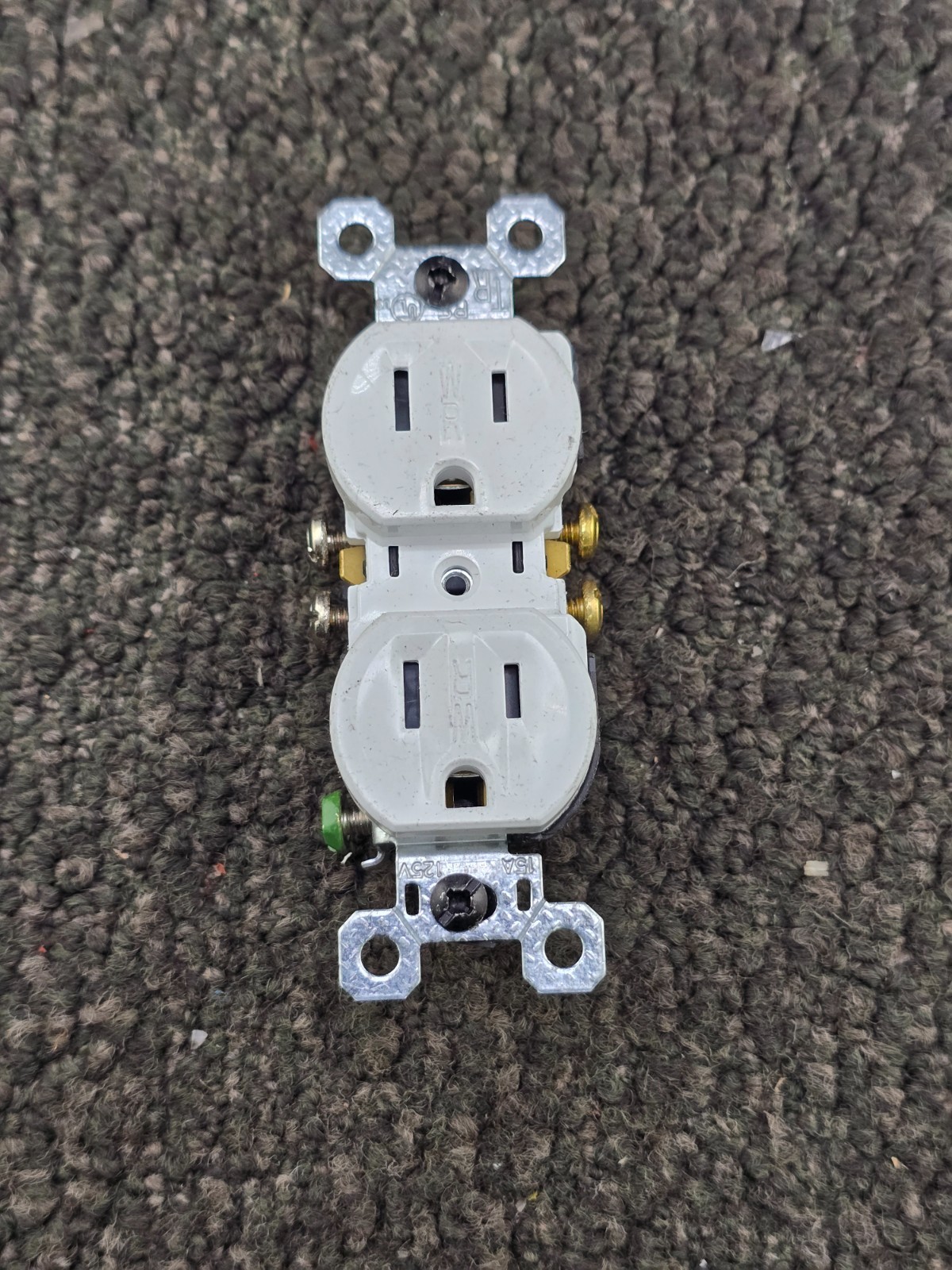(QTY 10) 15A 125V White Duplex Receptacle Outlets For #14 AWG Solid Copper Wire