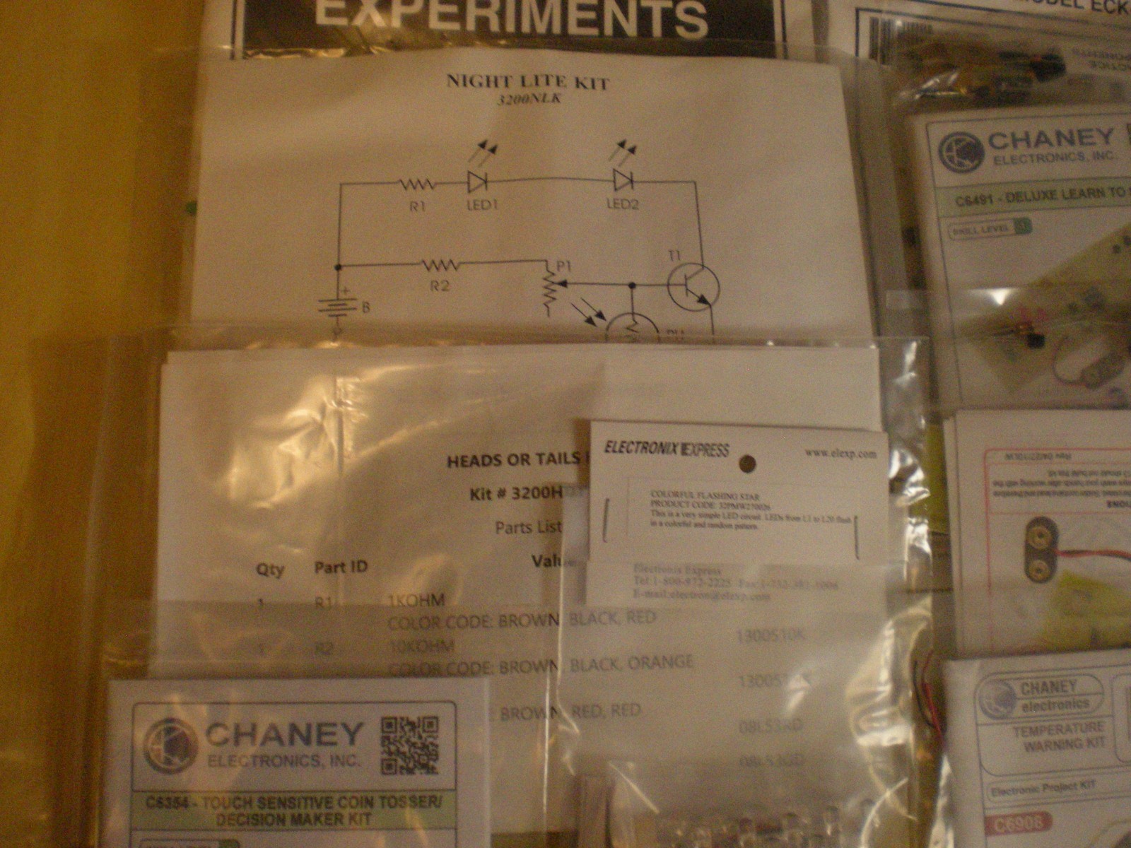 Electronic Learning Projects (76) NEW, +Soldering Tool kit, (SEE DESCRIPTION) ++