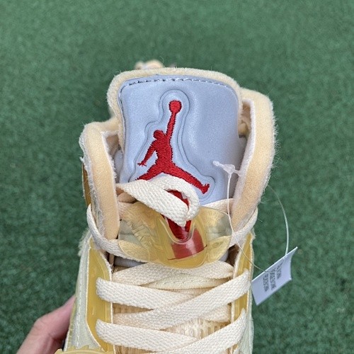 AJ5 SP x Off-White Retro Mid Sail DH8565-100
