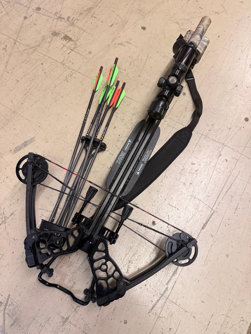 MINT Tenpoint Vapor Crossbow Package With Acudraw extra bolts COMPLETE Hunting