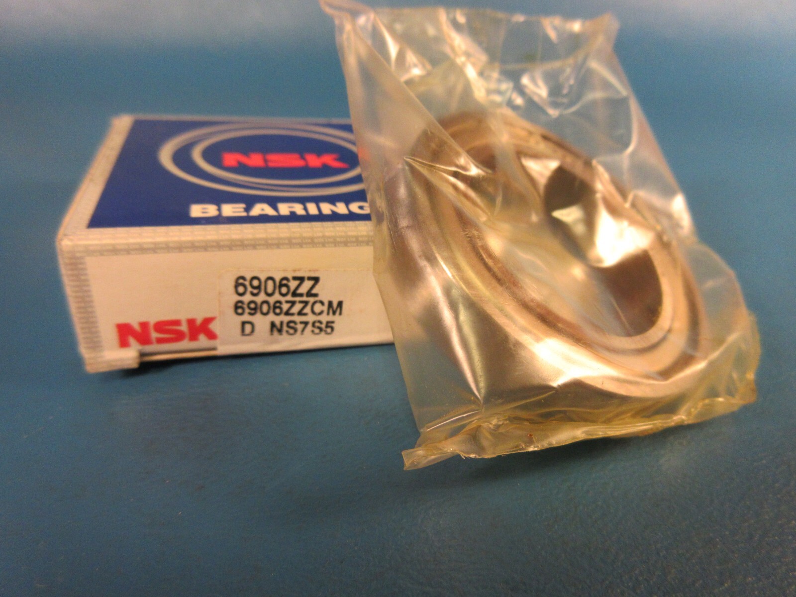 NSK 6906ZZ, 6906ZZCM Radial/Deep Groove Ball Bearing (=SKF 61906, NTN)