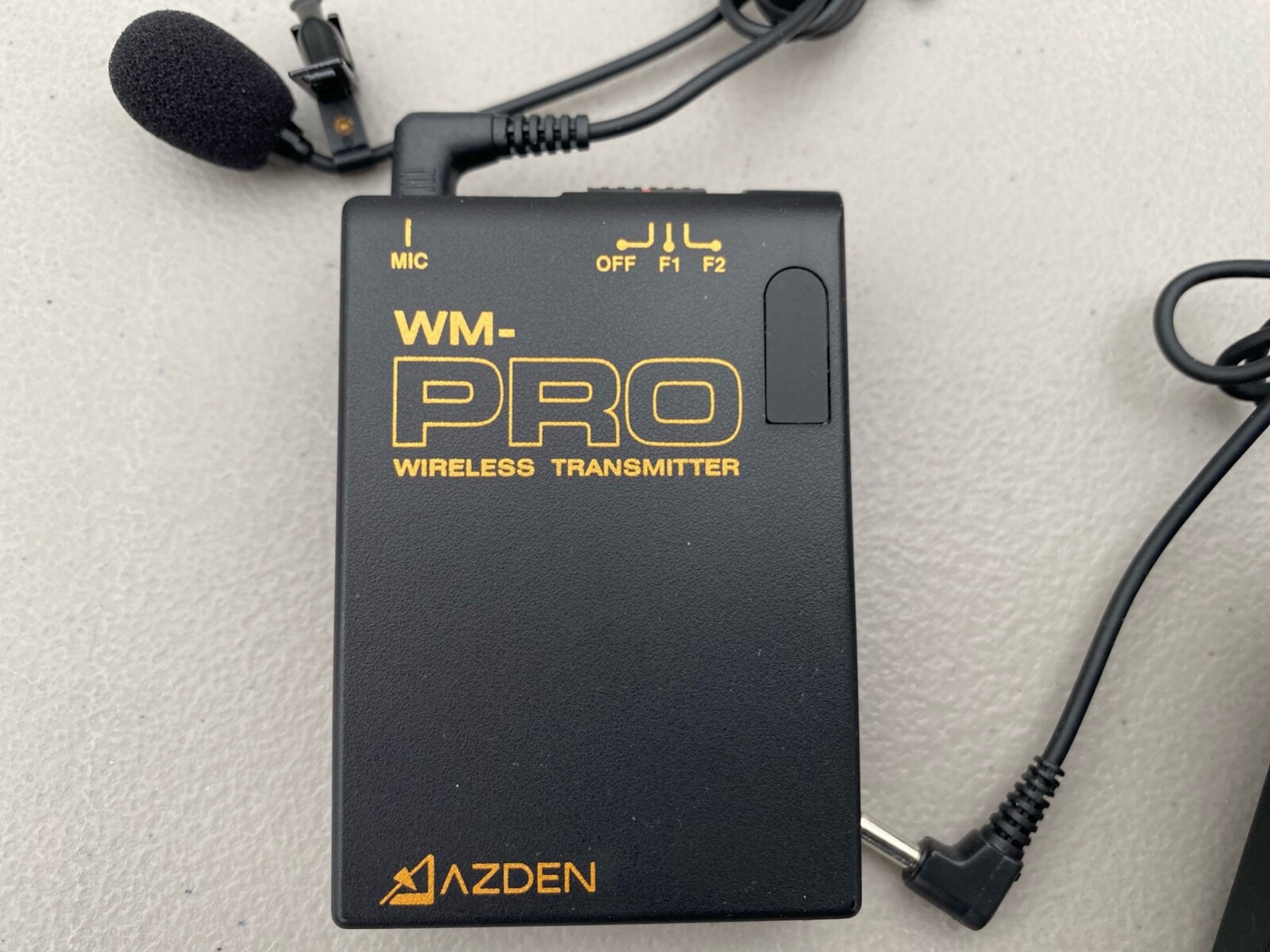 Azden WLX Pro VHF System Wireless Lapel Microphone System, excellent condition