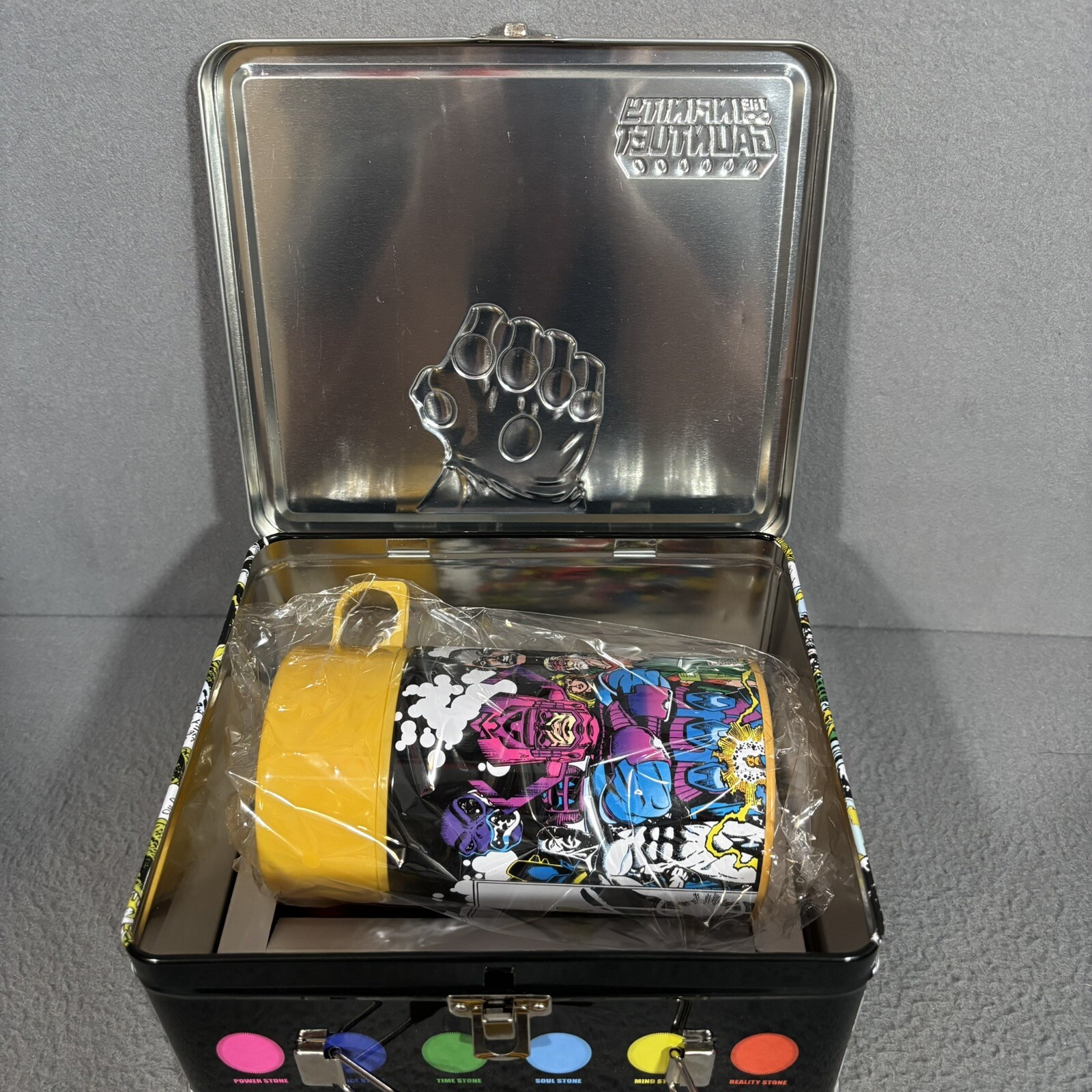 NWT Marvel Comic Infinity Gauntlet Lunch Box Thermos Exclusive 2,500 Made Limit