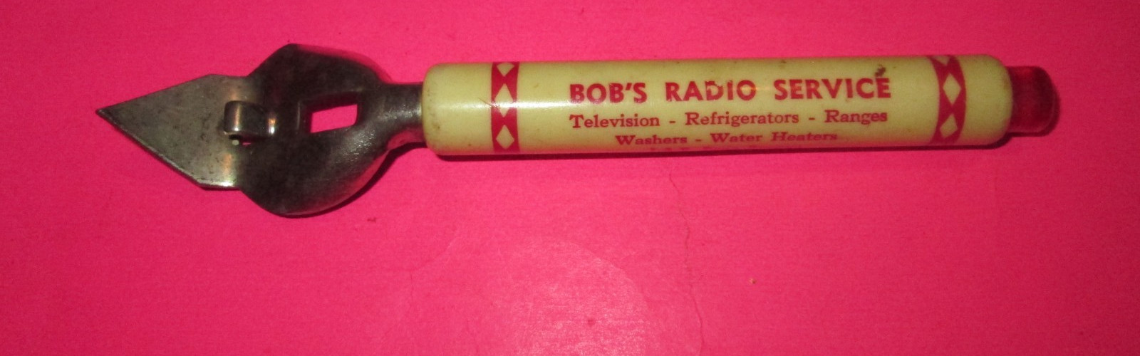 VTG BOB'S RADIO SERVICE METAL PLASTIC CAN BOTTLE OPENER ROBESONIA PENNSYLVANIA