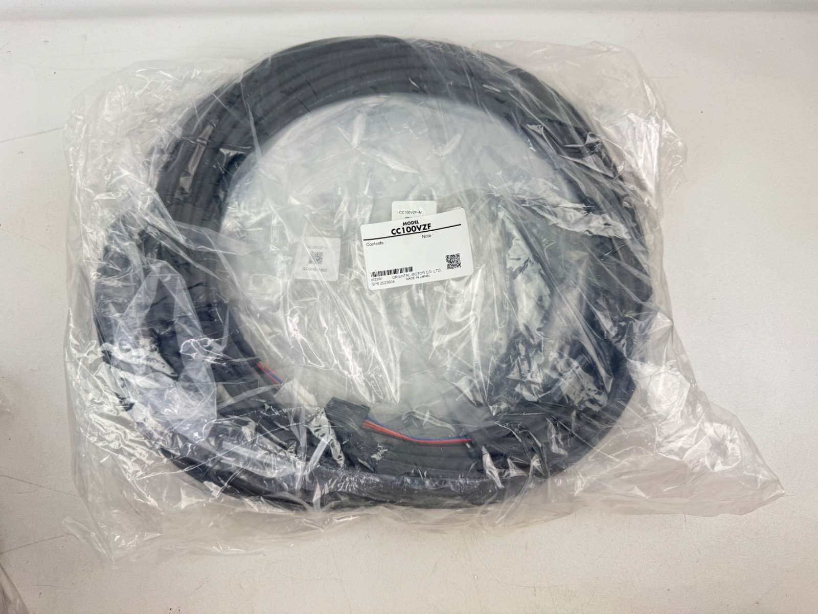 ORIENTAL MOTOR CC100VZF Motor and Encoder Connection Cable Set