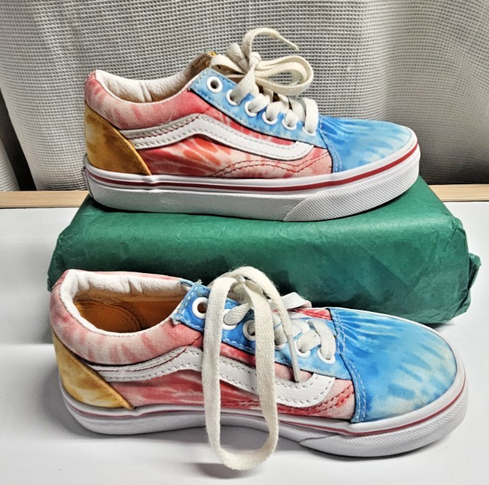 VANS OFF THE WALL TieDye color sneakers kid sz 13
