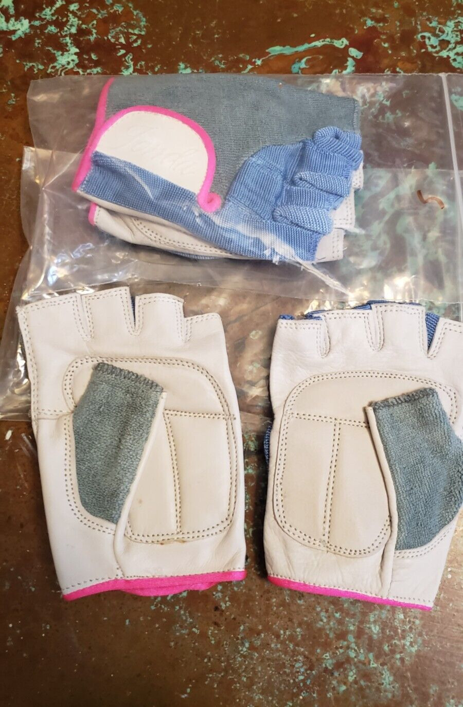Vintage Jane FONDA workout weight lifting gloves size m leather  knit 2 pair