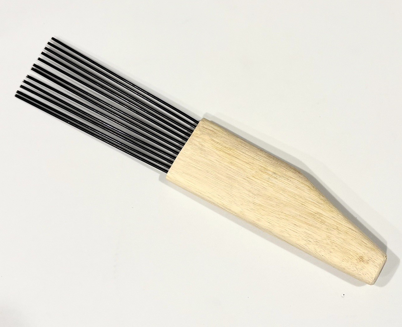 GUIRA SCRAPER/GANCHO PROFESIONAL PARA TOCAR TIPICO RAYO NEGRO