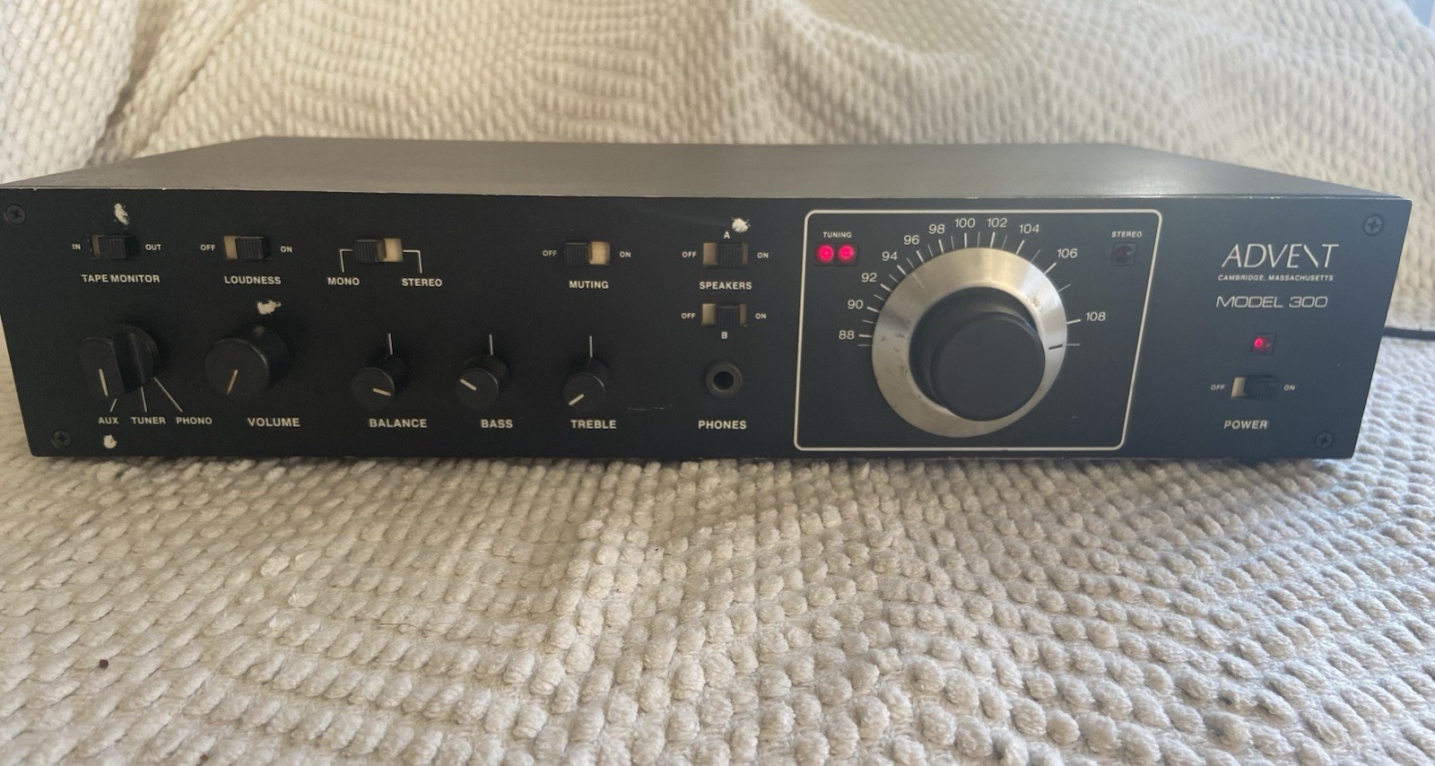 Advent Model 300 Stereo Receiver