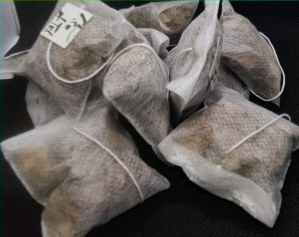 Almond Leaves Tea Bag for Betta And Shrimp 10pcs per pack Shocking Sale MY