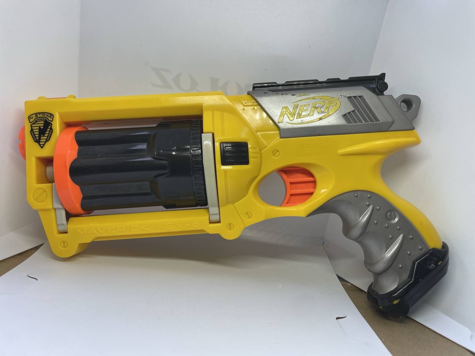 Nerf Maverick Rev-6 N-Strike Yellow Revolver Blaster Tested & Working