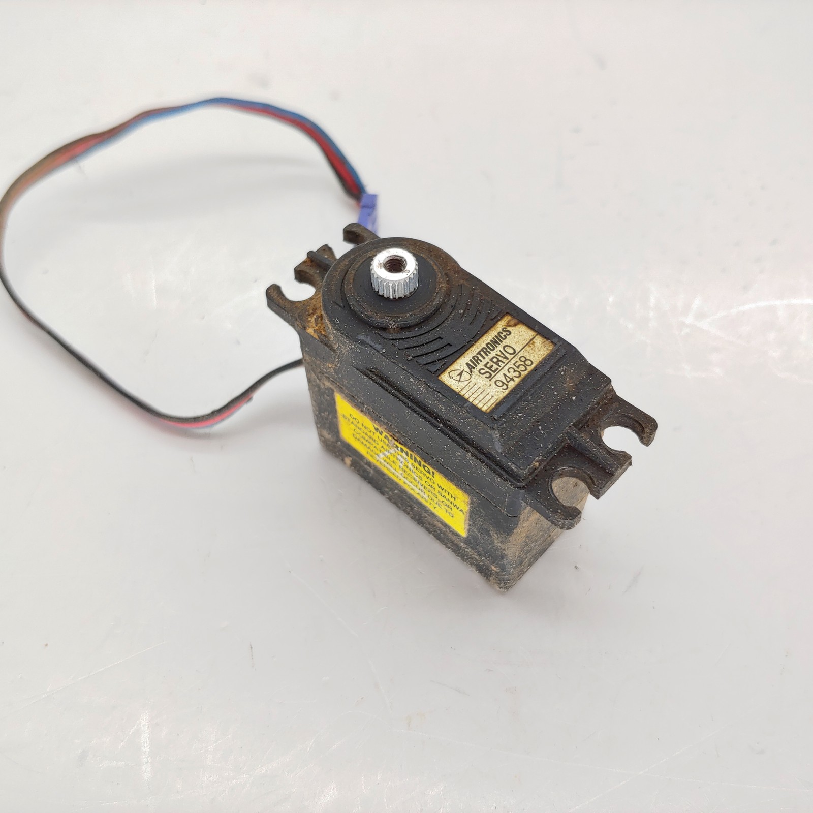Airtronics 94358 High Torque RC Steering Servo Used
