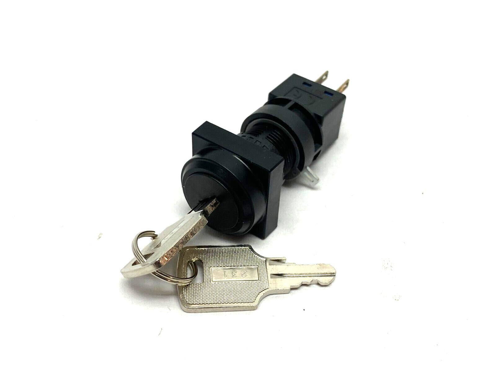 IDEC HA3K-2C2C 2-Position Oversize Key Selector Switch L6 Round/Square