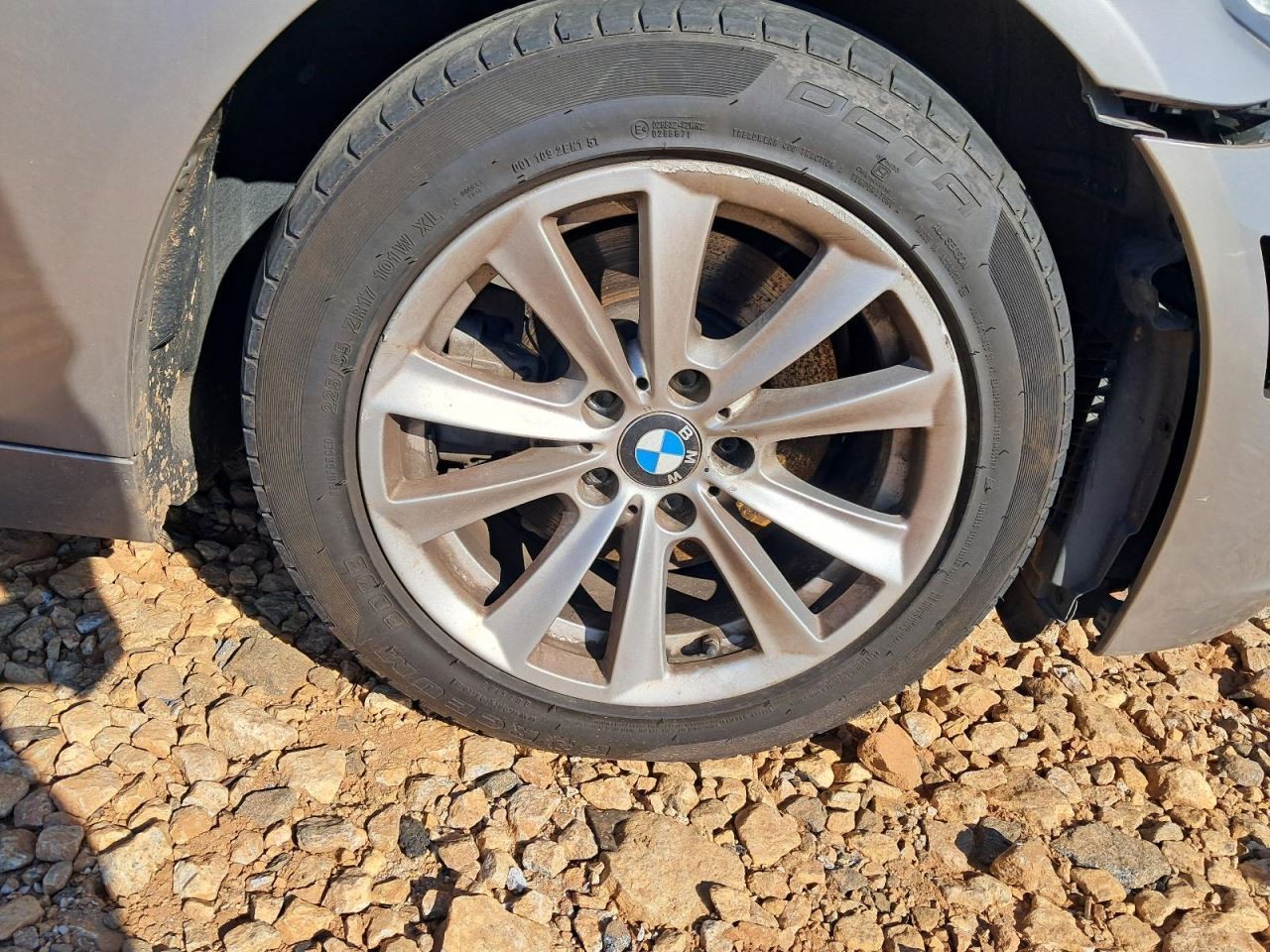528I 2014 Glove Box 4857573
