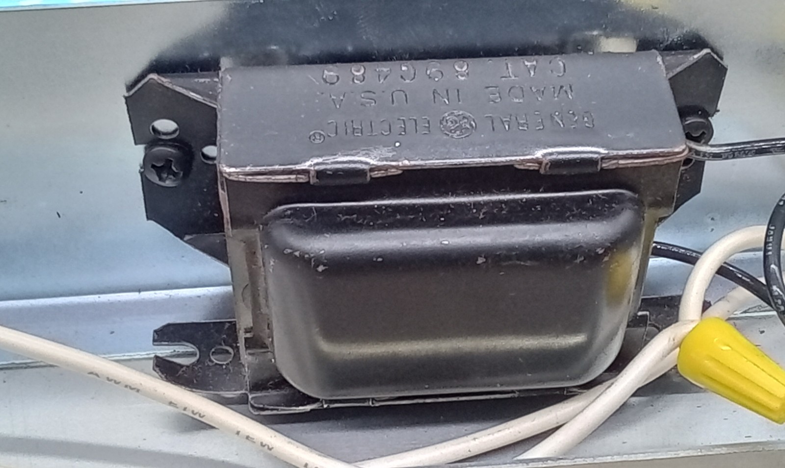 Heathkit EPROM Eraser Model # ID-4803 Powers On