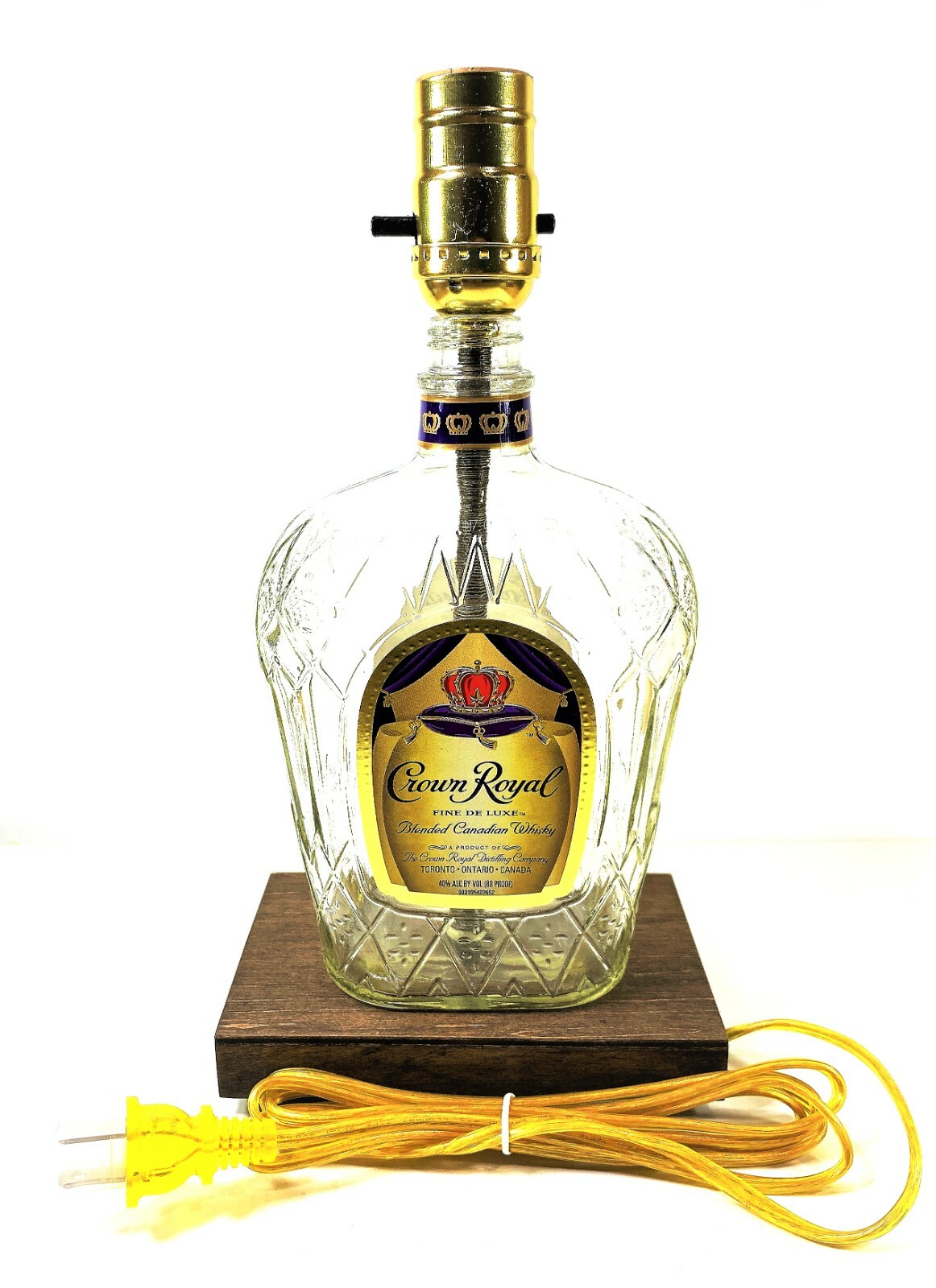 CROWN ROYAL WHISKEY Liquor Bar Bottle TABLE LAMP Lounge Light with Wooden Base